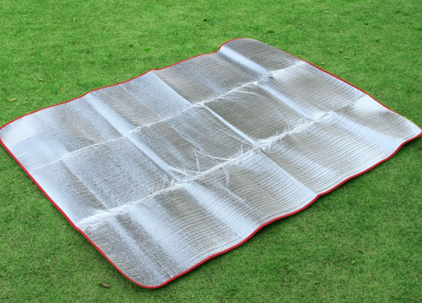 1.5 X 2m Single-sided Aluminum Foil Outdoor Moisture-proof Mat