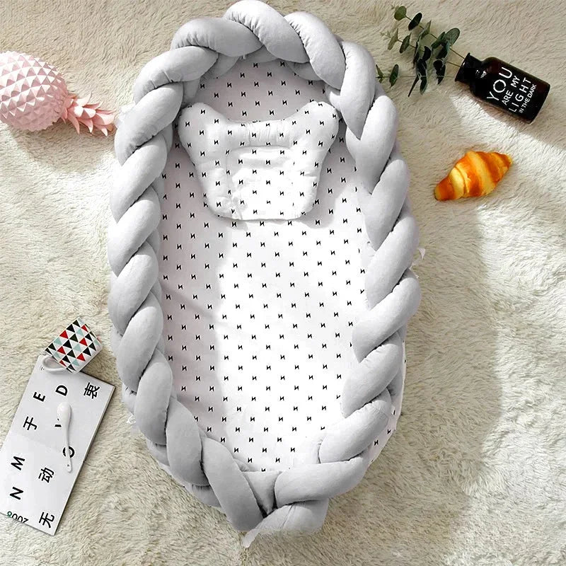 Portable Baby Nest Pillow – Bed-in-Bed Bionic Baby Lounger with 3D Protection