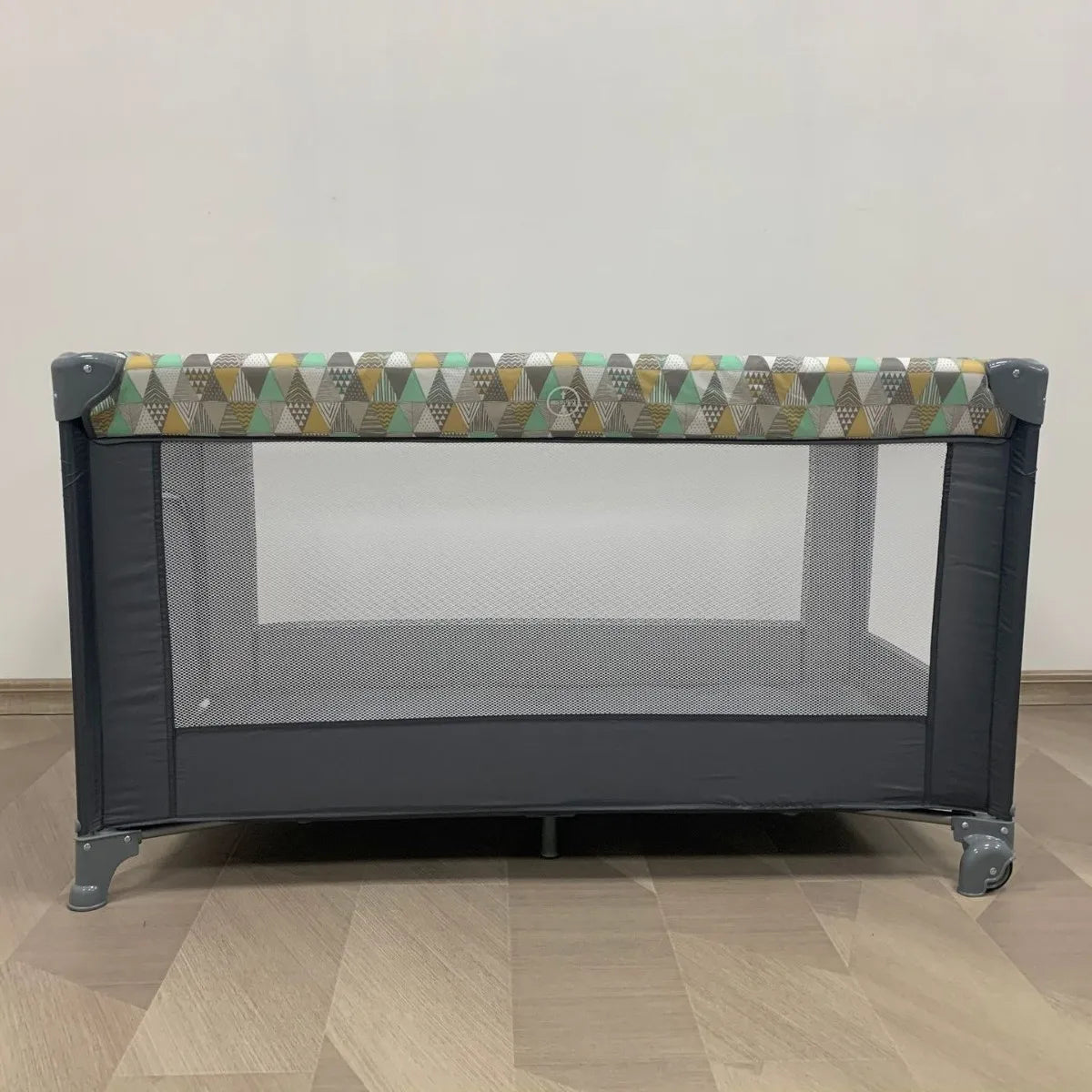 Portable Lightweight Foldable Baby Crib & Play Bed