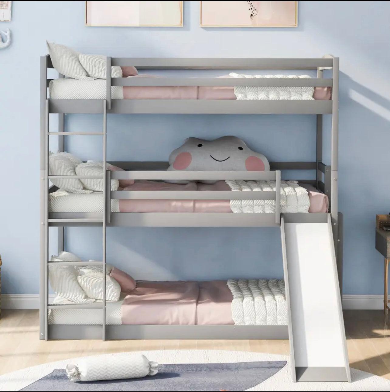 Triple bunk bed with slide - Babyblush